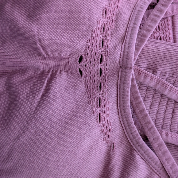 Set: Gymshark Raspberry Pink Sports Bra and Legging Tights - Picture 5 of 6